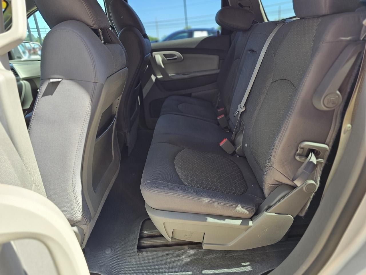 Chevrolet Traverse LT AWD 2012