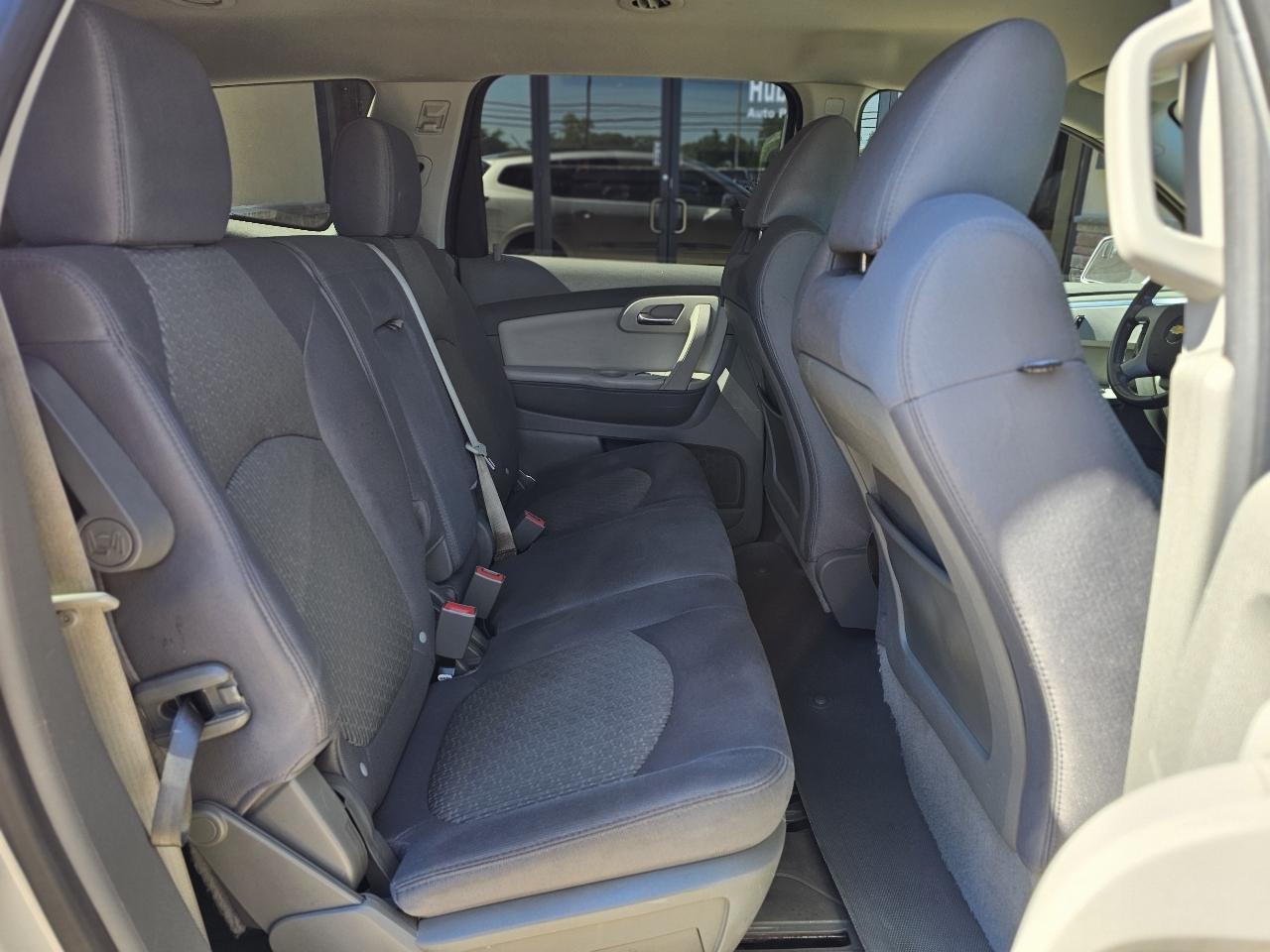 Chevrolet Traverse LT AWD 2012