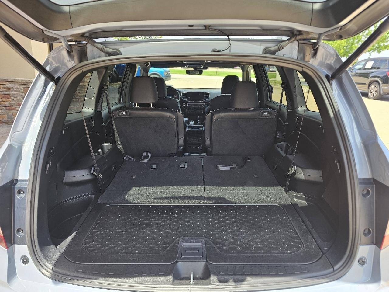 Honda Pilot Black Edition AWD 2022