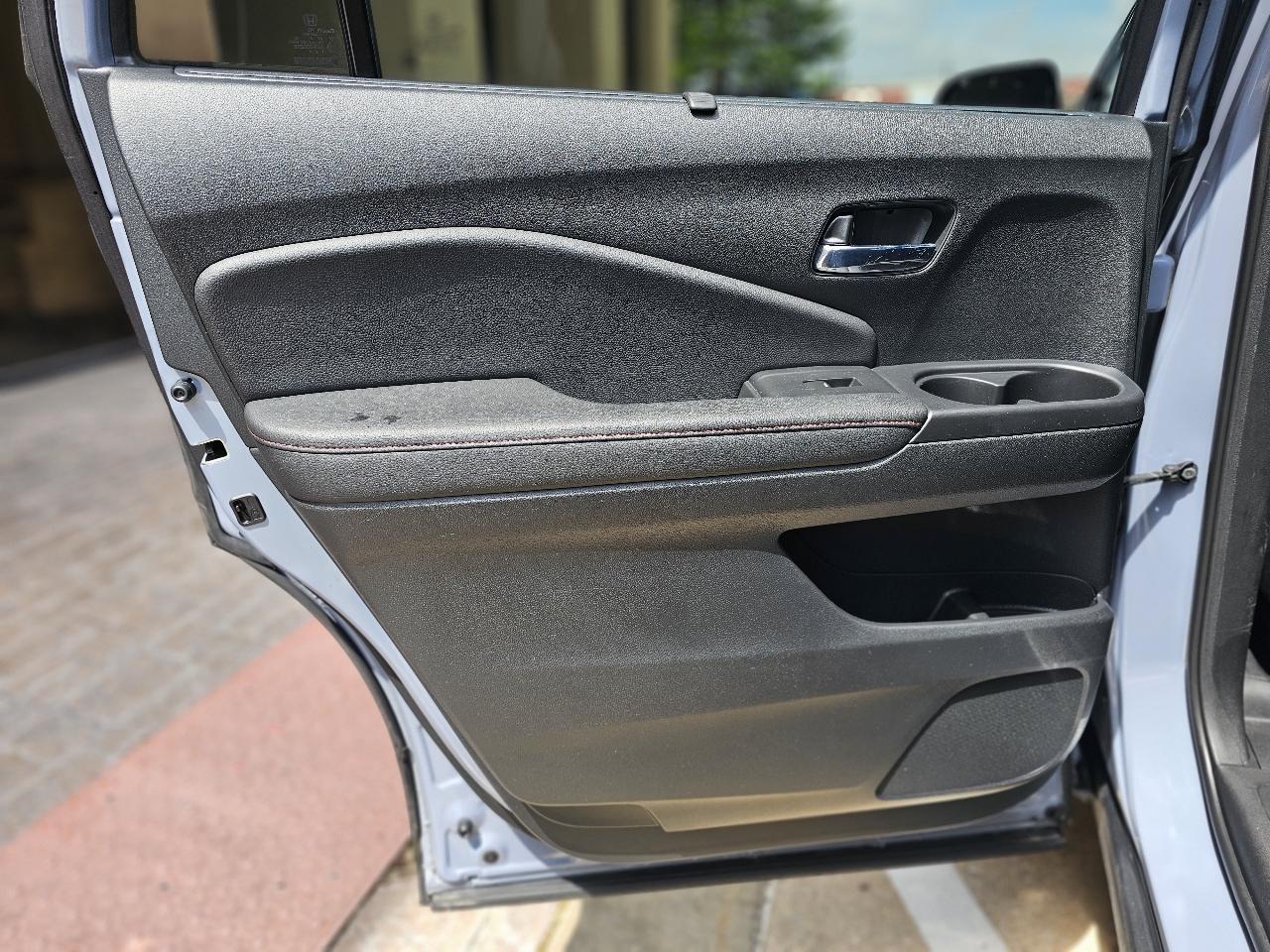 Honda Pilot Black Edition AWD 2022