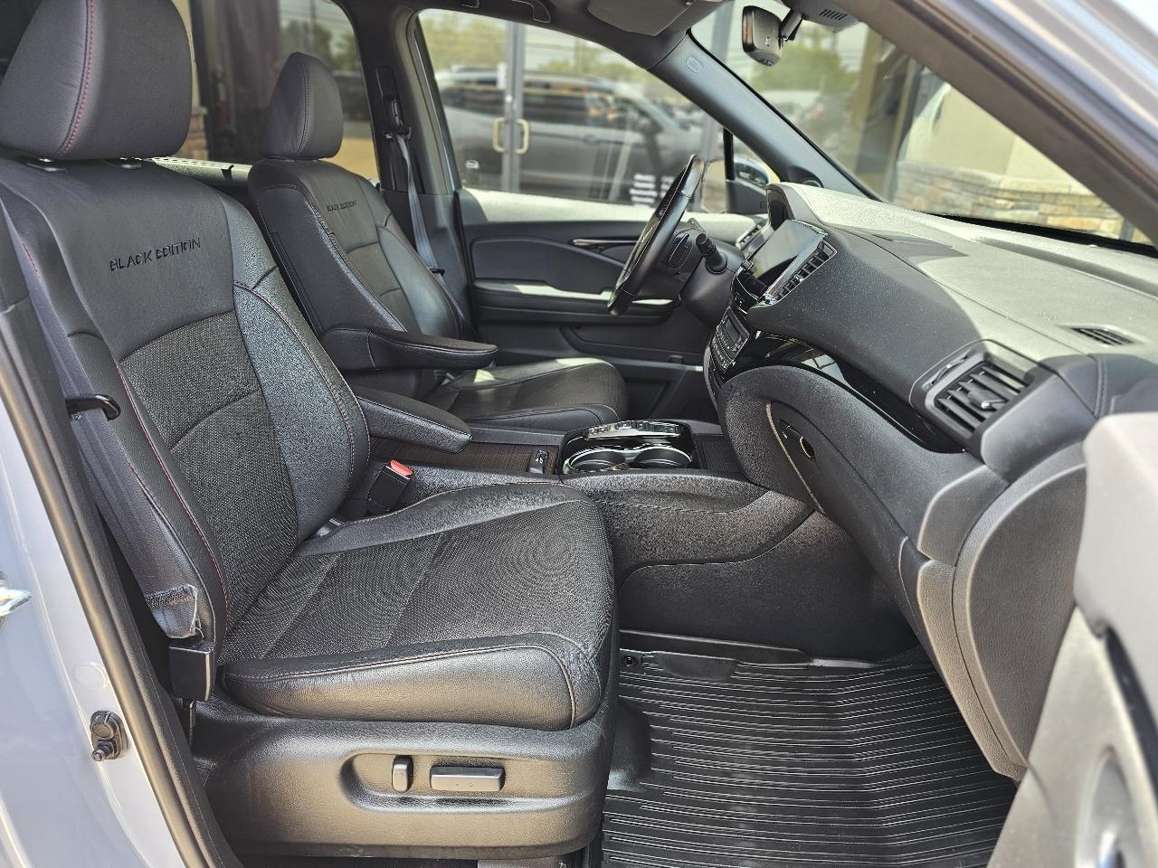 Honda Pilot Black Edition AWD 2022