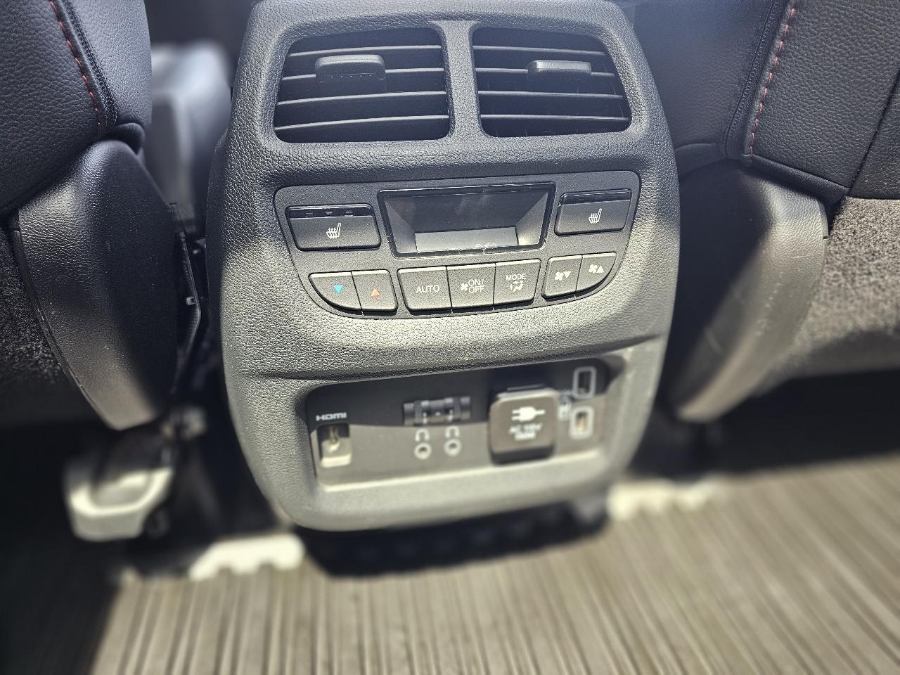 Honda Pilot Black Edition AWD 2022