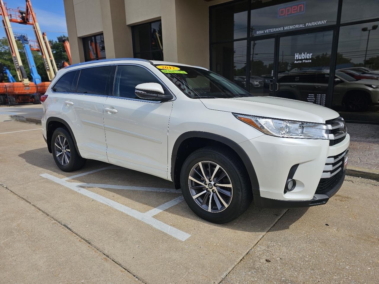 Toyota Highlander XLE AWD V6 2017