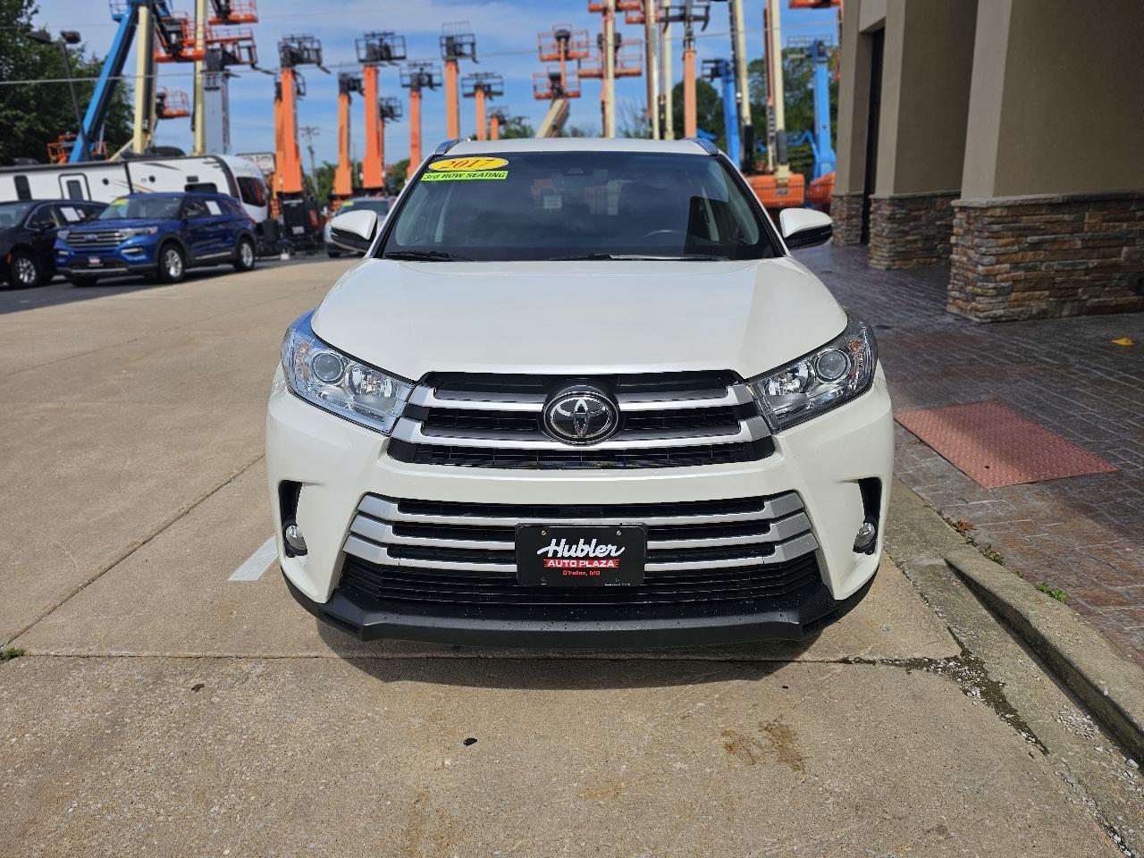 Toyota Highlander XLE AWD V6 2017