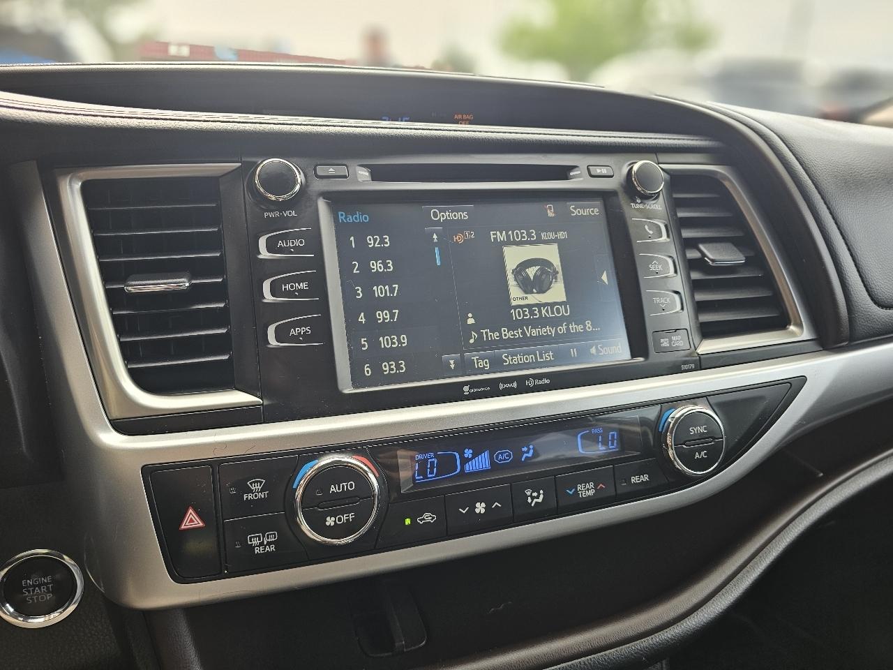Toyota Highlander XLE AWD V6 2017