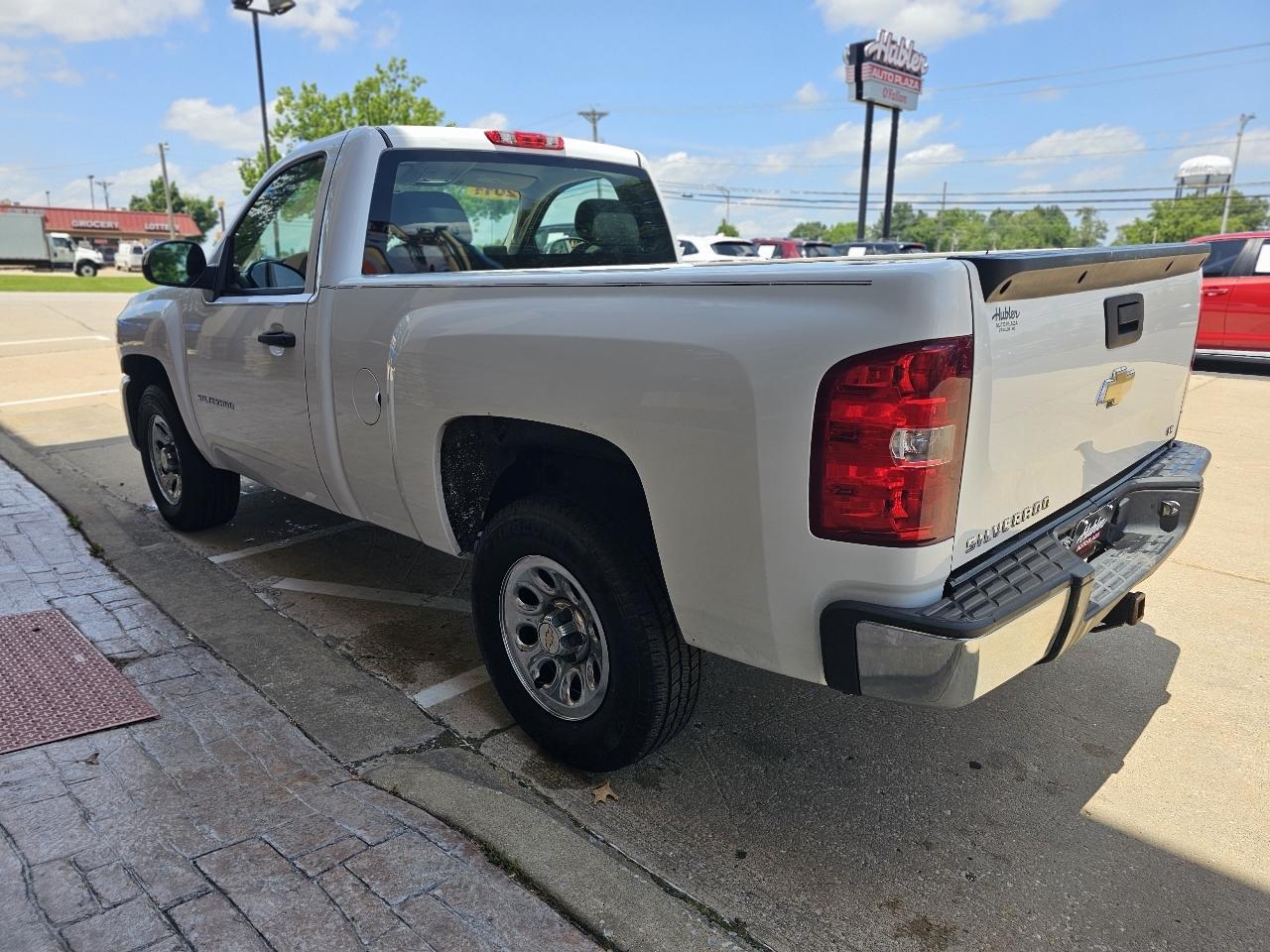 Chevrolet Silverado 1500 Work Truck 2WD 2011