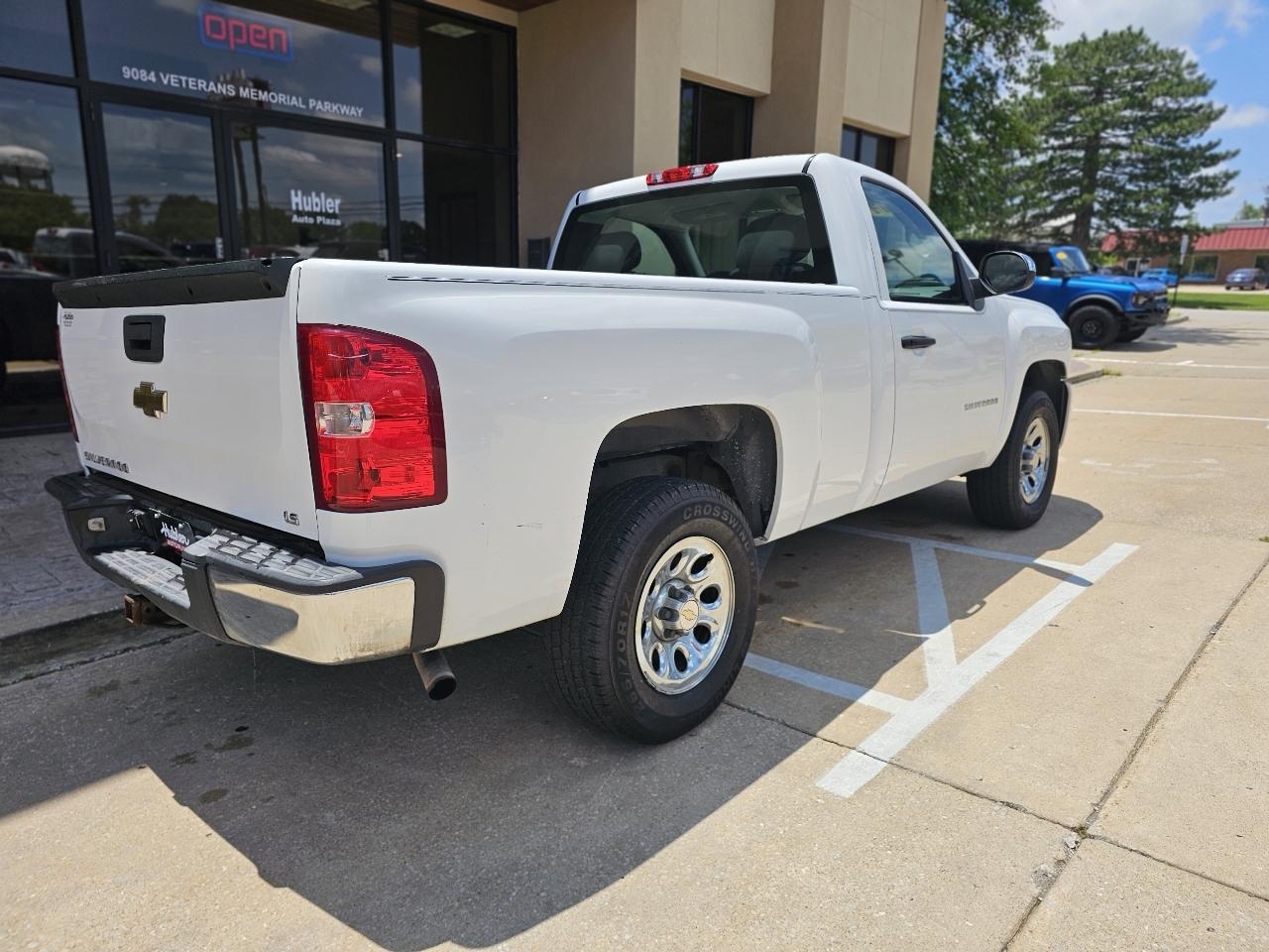 Chevrolet Silverado 1500 Work Truck 2WD 2011