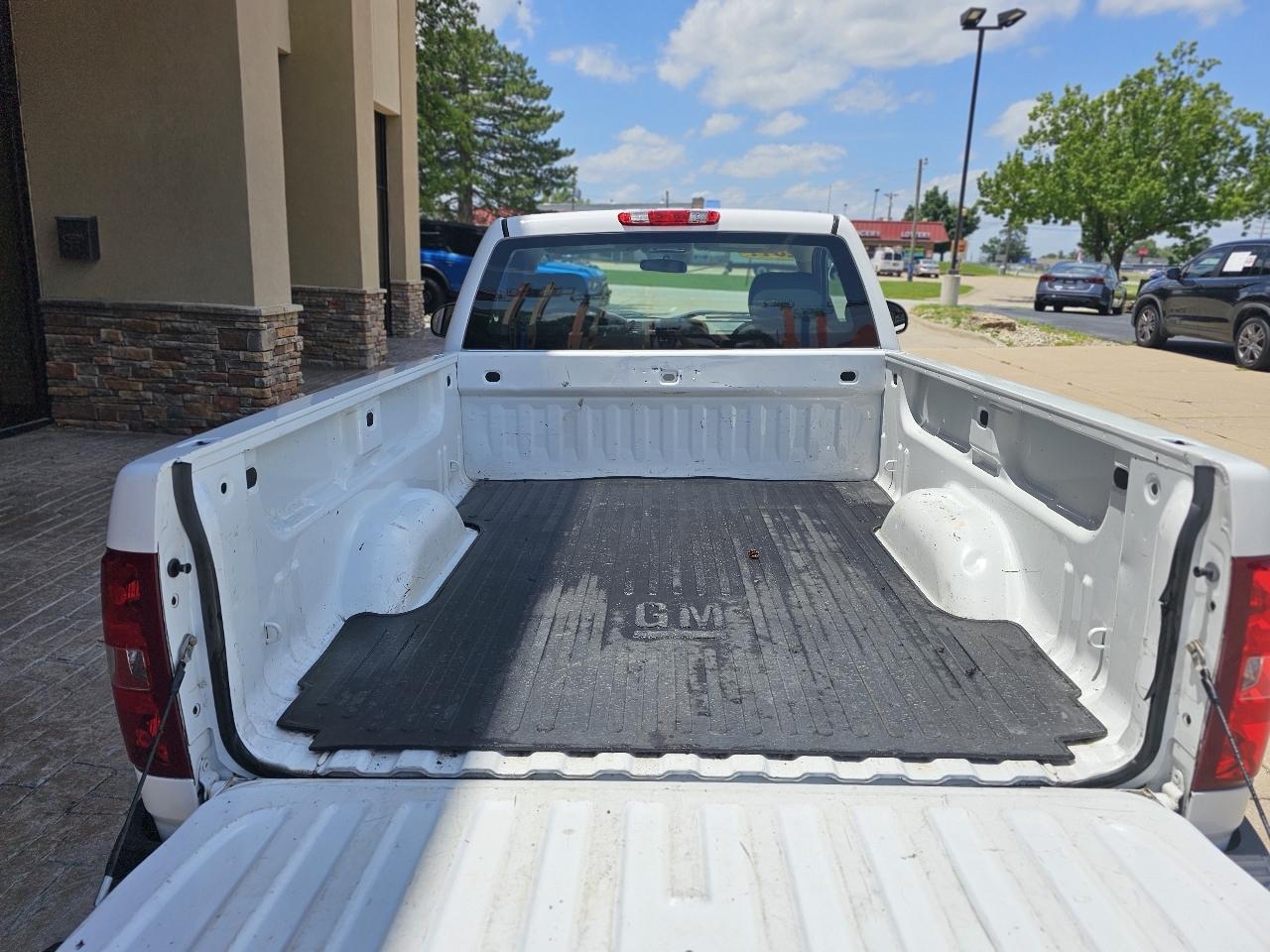 Chevrolet Silverado 1500 Work Truck 2WD 2011