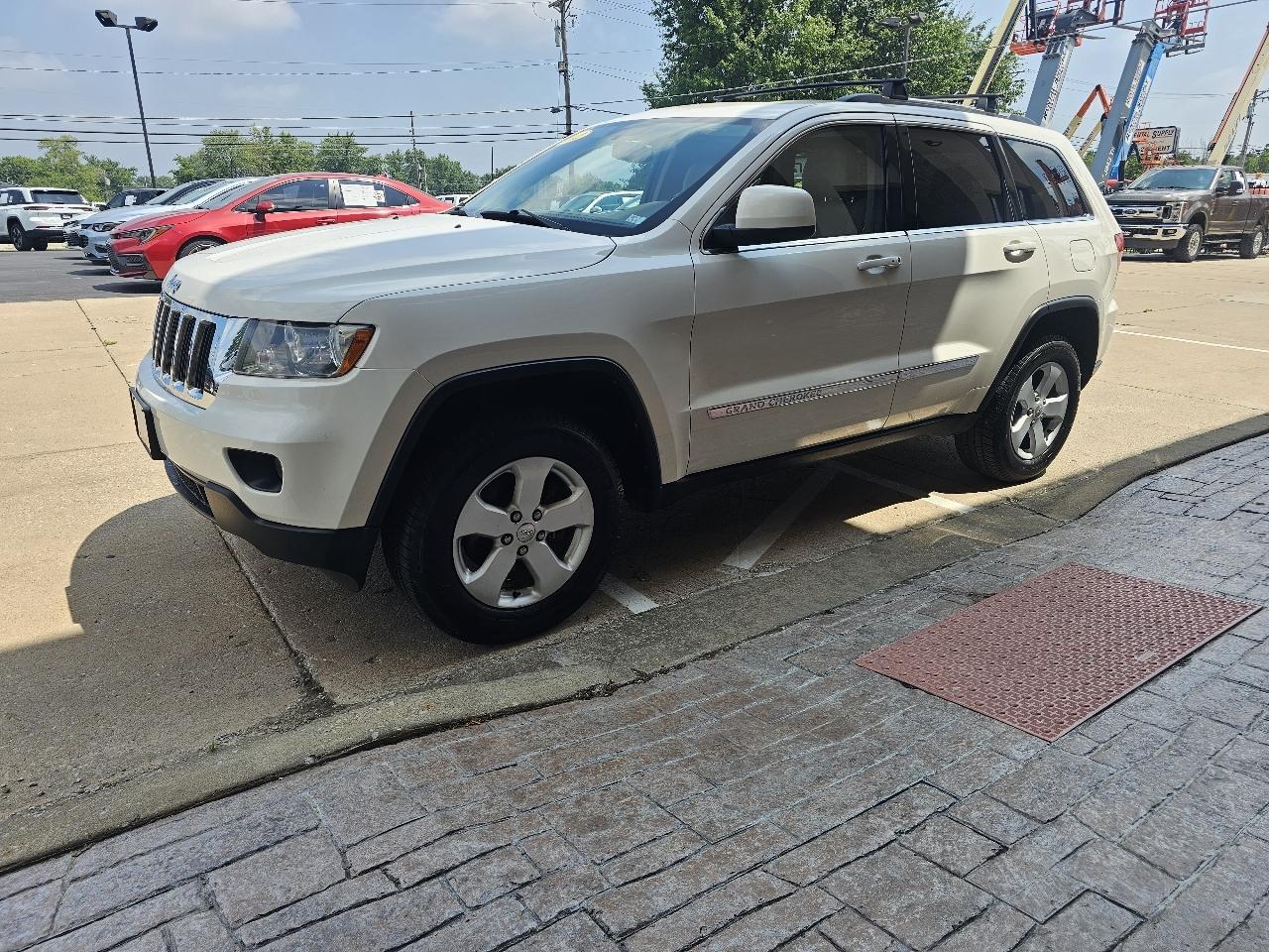 Jeep Grand Cherokee Laredo 4WD 2012