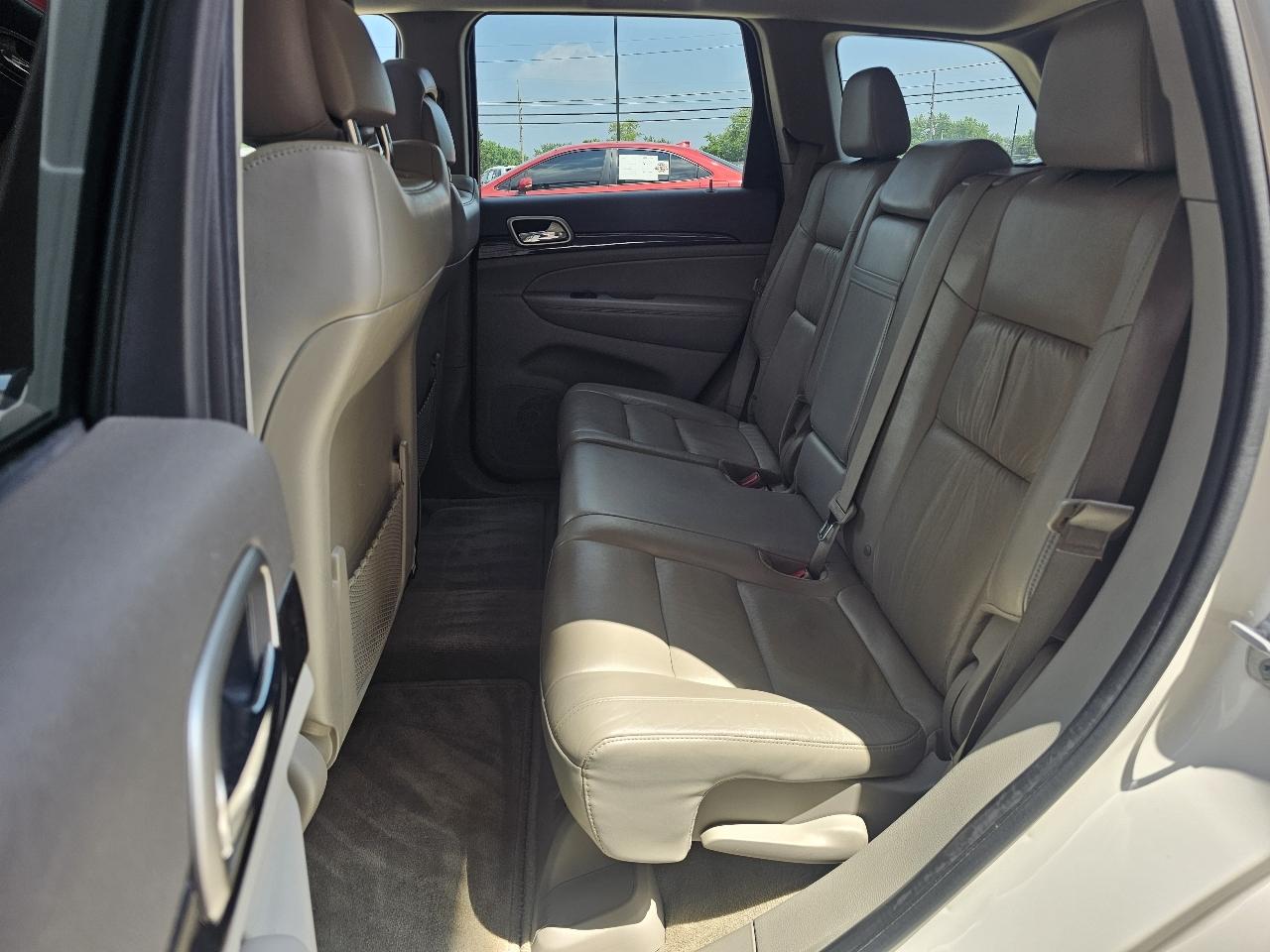 Jeep Grand Cherokee Laredo 4WD 2012