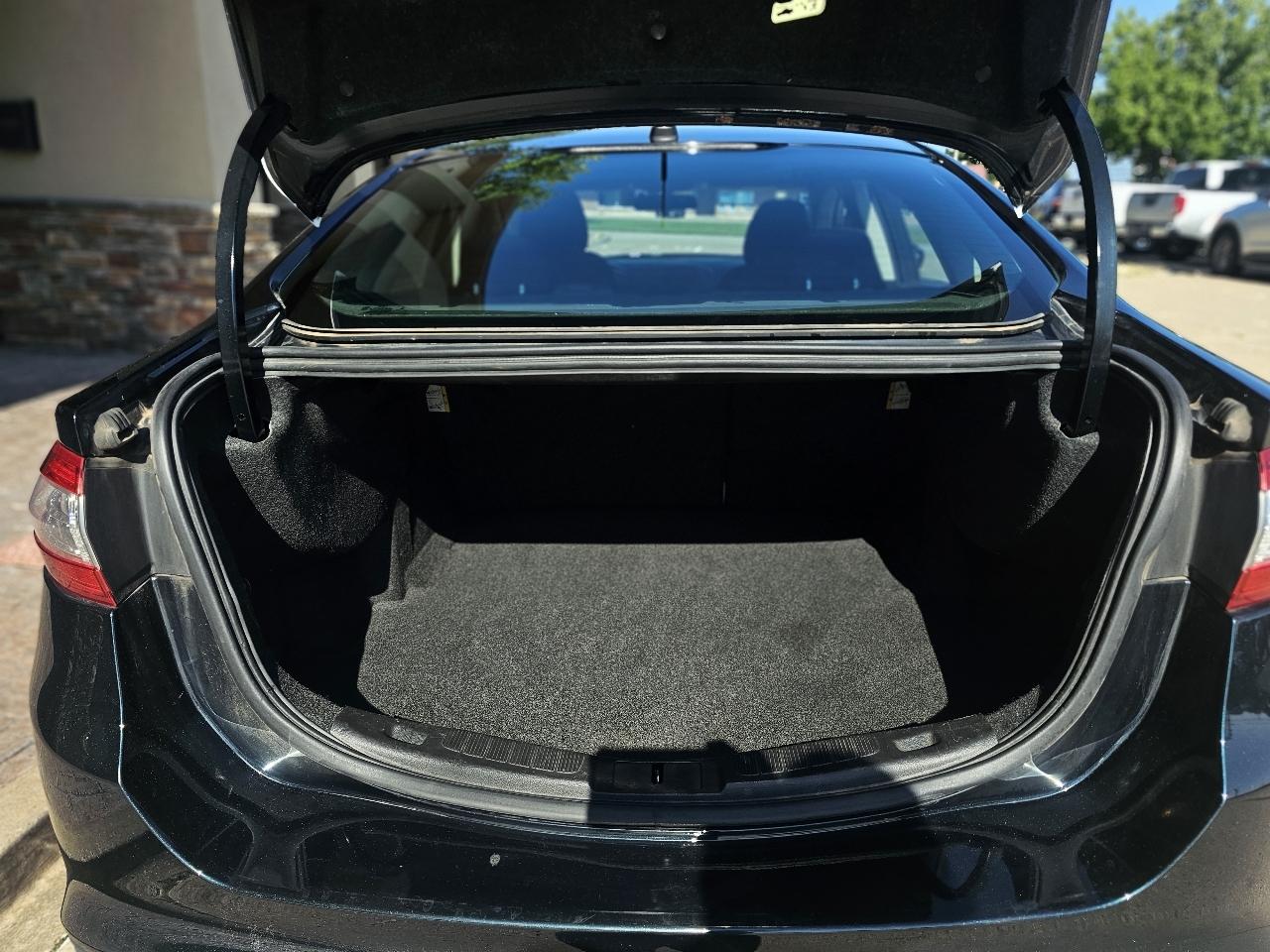 Ford Fusion SE 2014