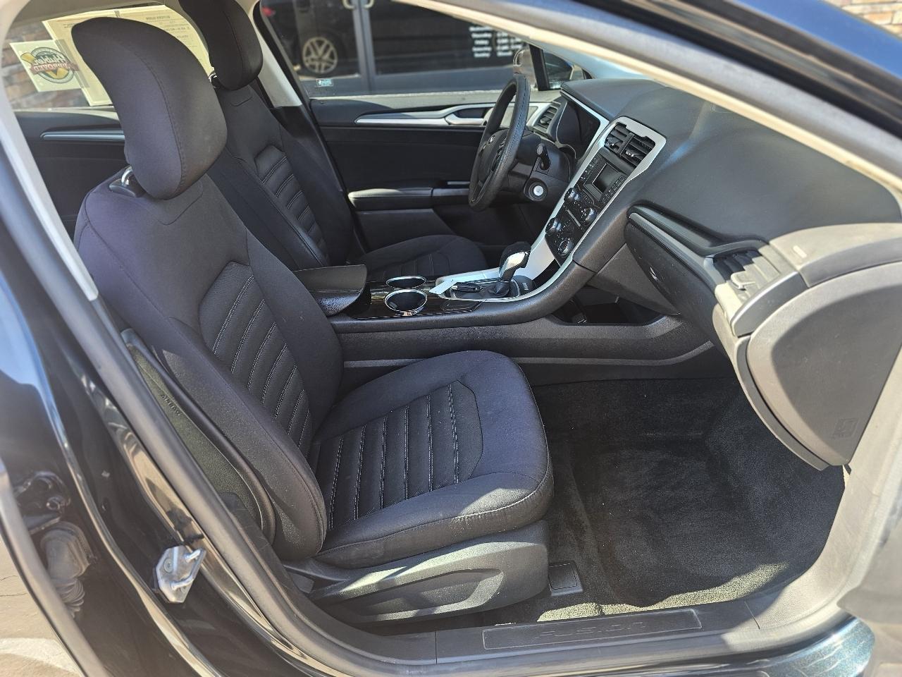 Ford Fusion SE 2014