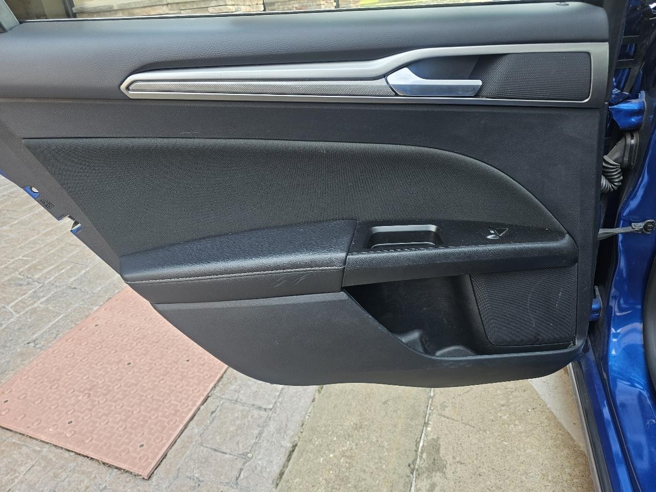 Ford Fusion SE 2017