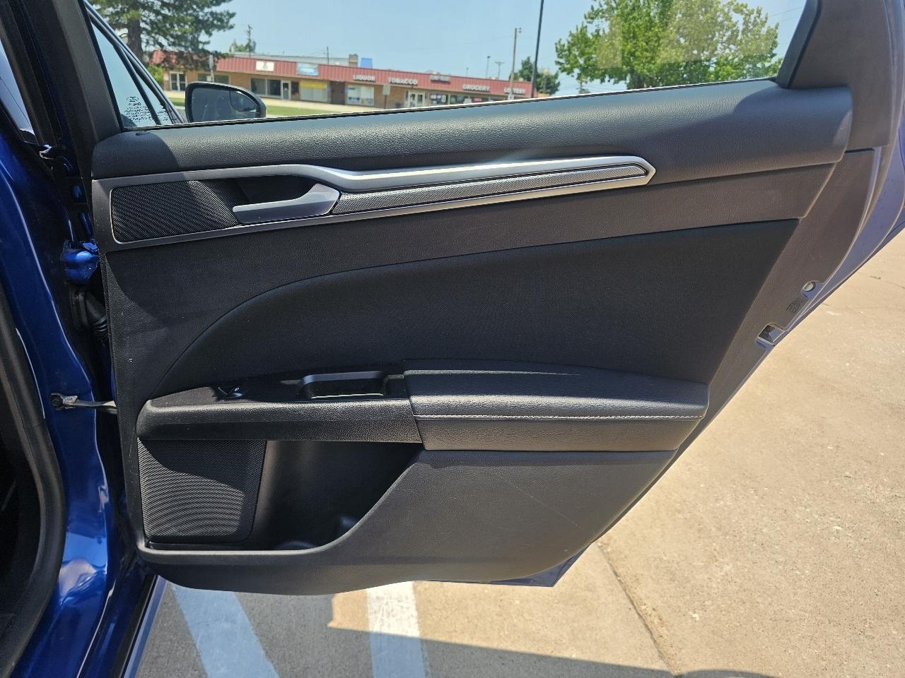 Ford Fusion SE 2017