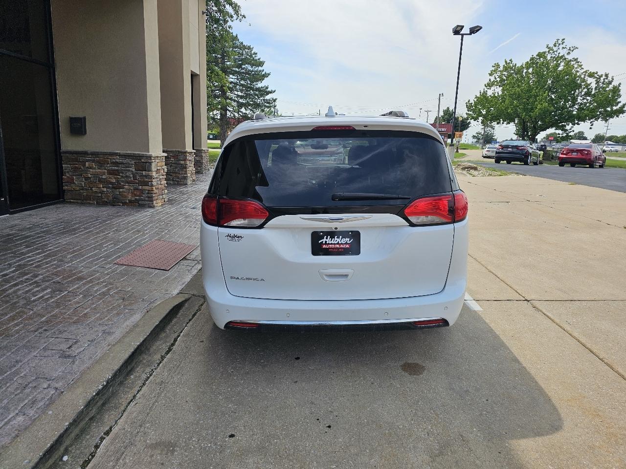Chrysler Pacifica Touring-L Plus 2018