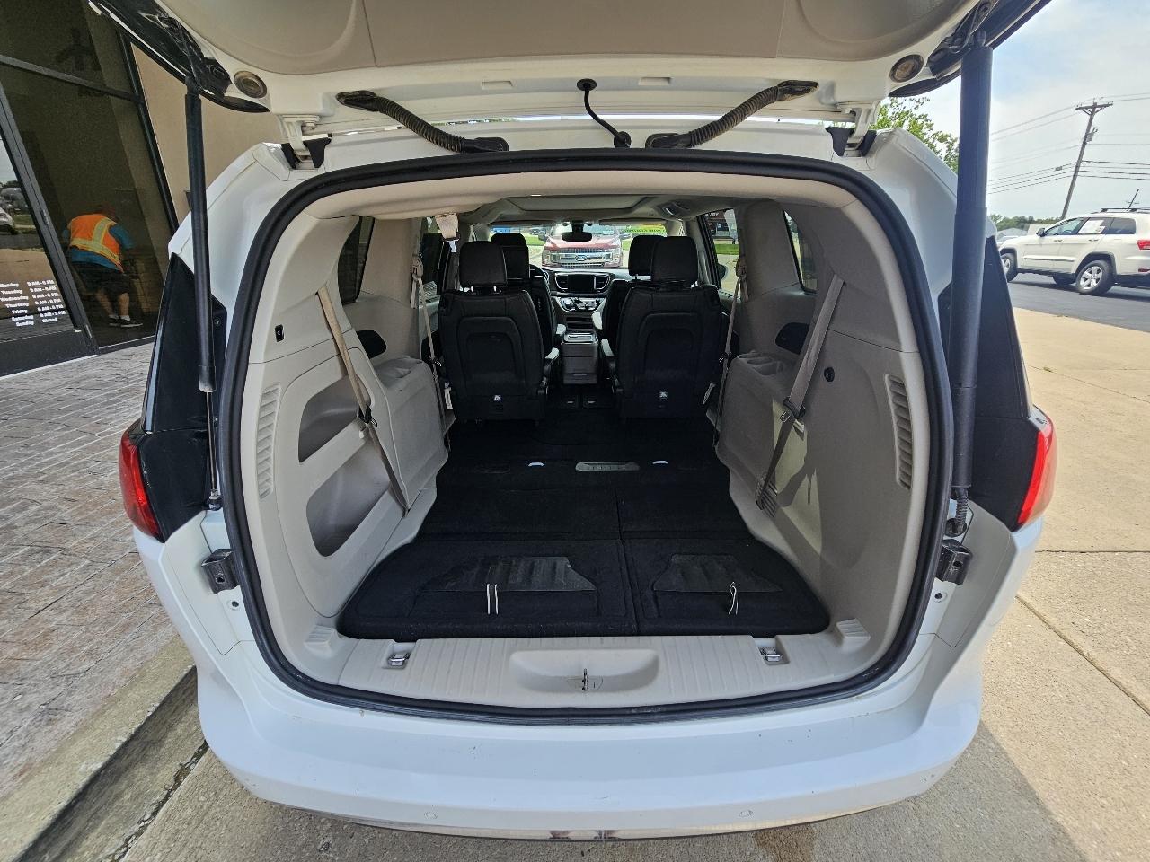 Chrysler Pacifica Touring-L Plus 2018