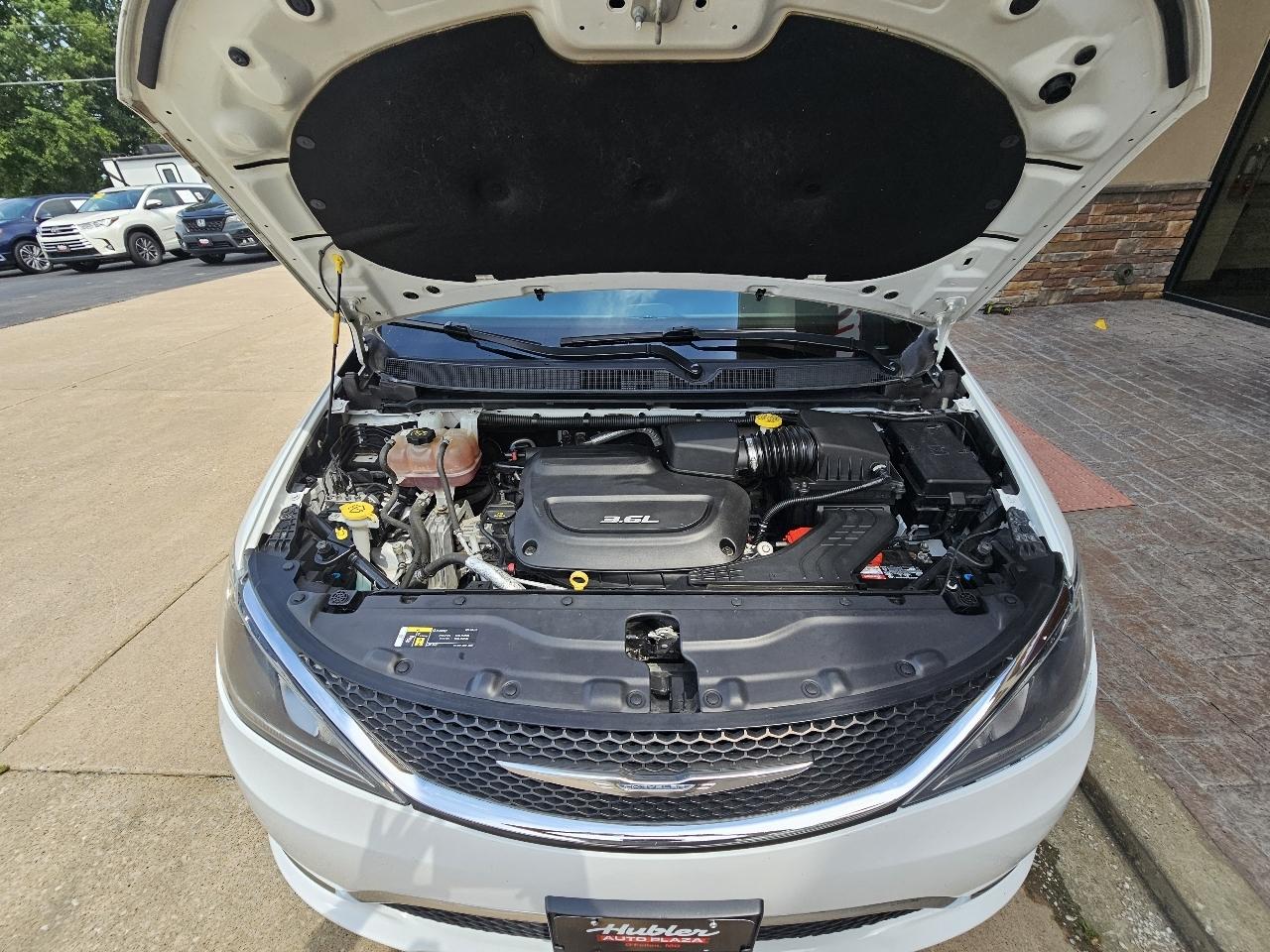 Chrysler Pacifica Touring-L Plus 2018