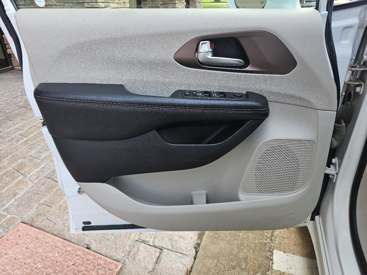 Chrysler Pacifica Touring-L Plus 2018