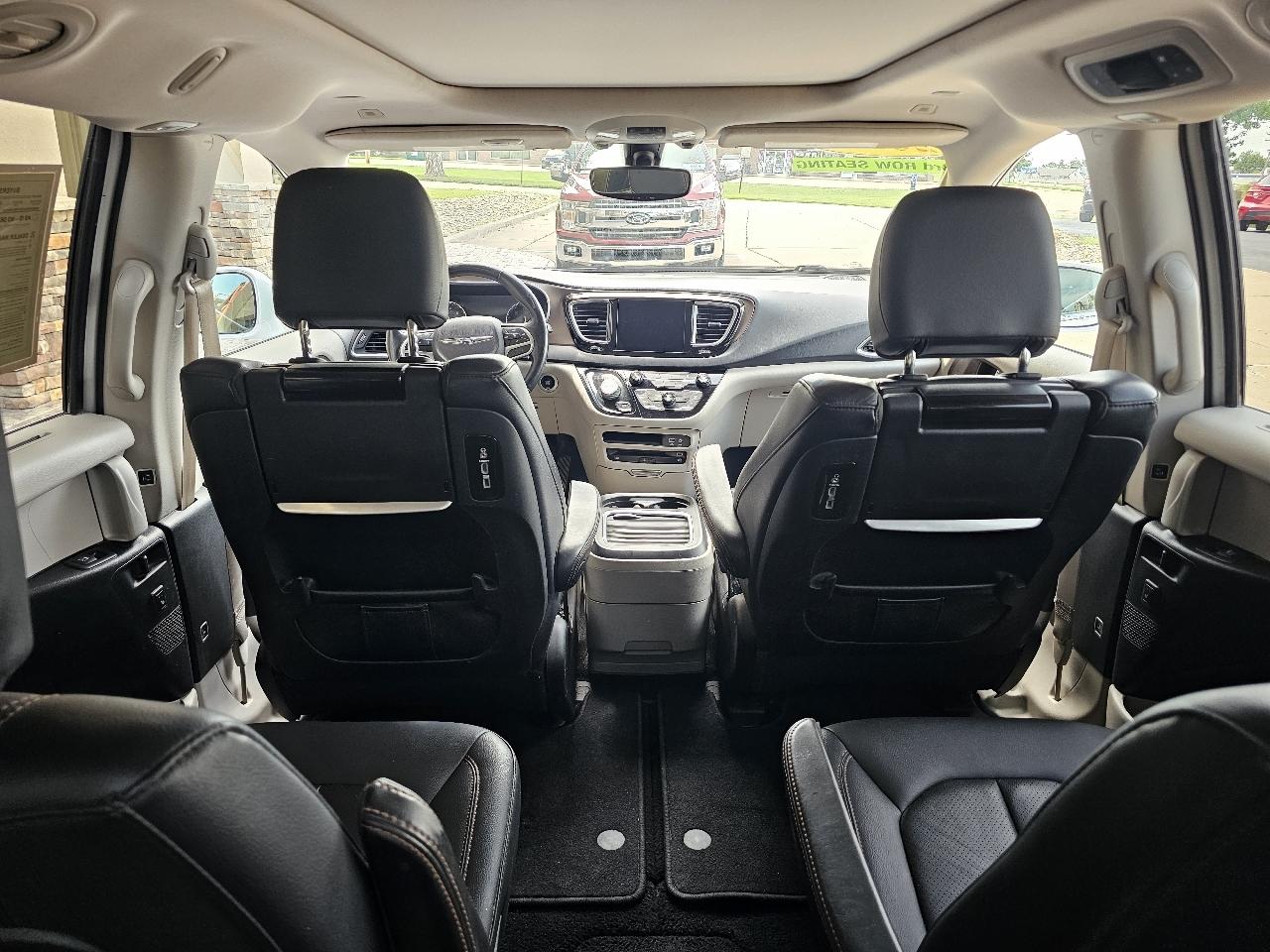 Chrysler Pacifica Touring-L Plus 2018