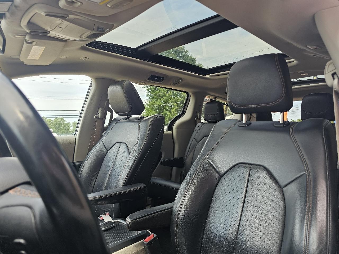 Chrysler Pacifica Touring-L Plus 2018