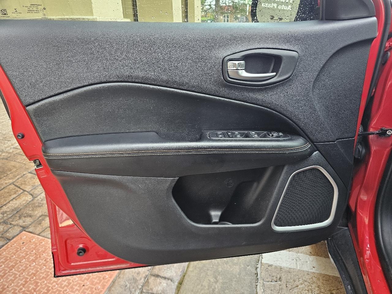 Jeep Compass Latitude FWD 2019