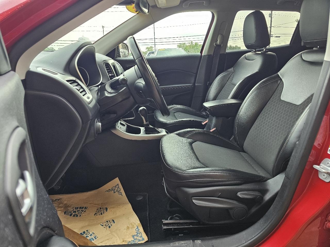 Jeep Compass Latitude FWD 2019