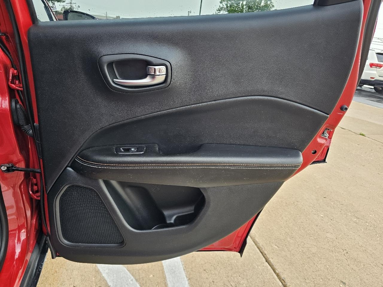 Jeep Compass Latitude FWD 2019