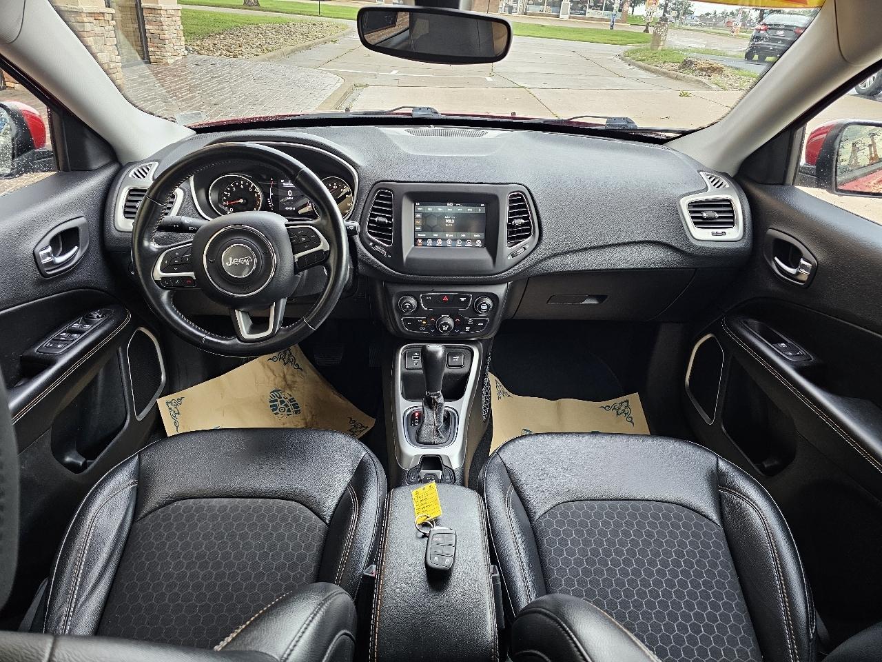 Jeep Compass Latitude FWD 2019