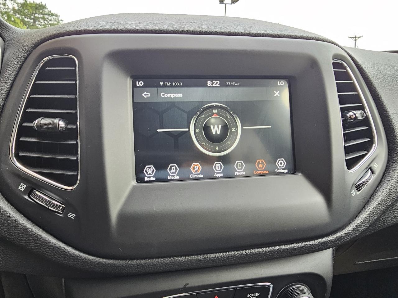 Jeep Compass Latitude FWD 2019