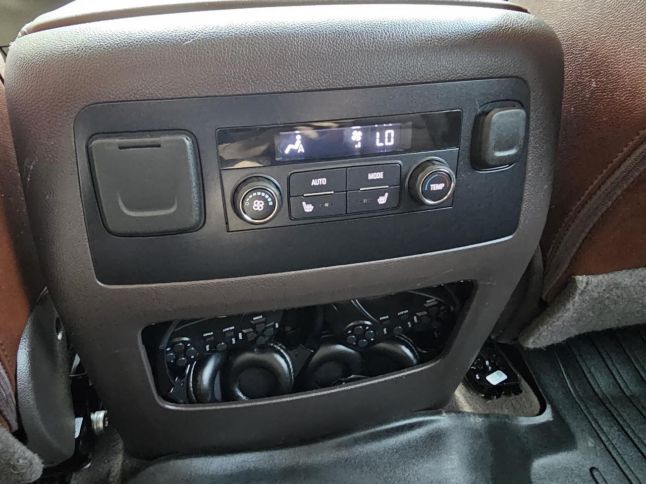 Chevrolet Suburban Premier 4WD 2020