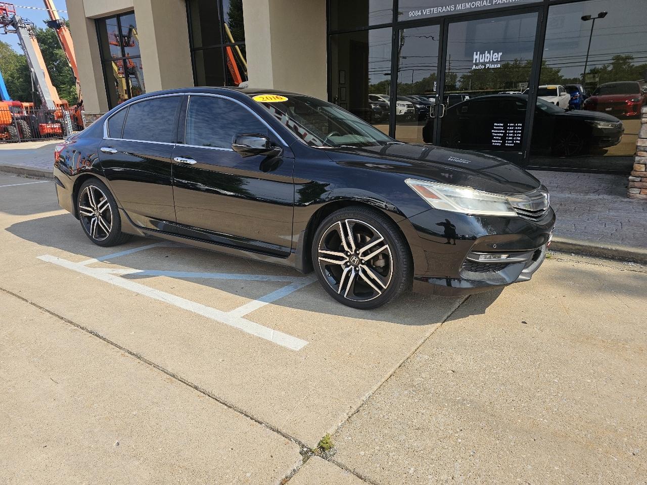 Honda Accord Touring V6 Sedan 6-Spd AT 2016
