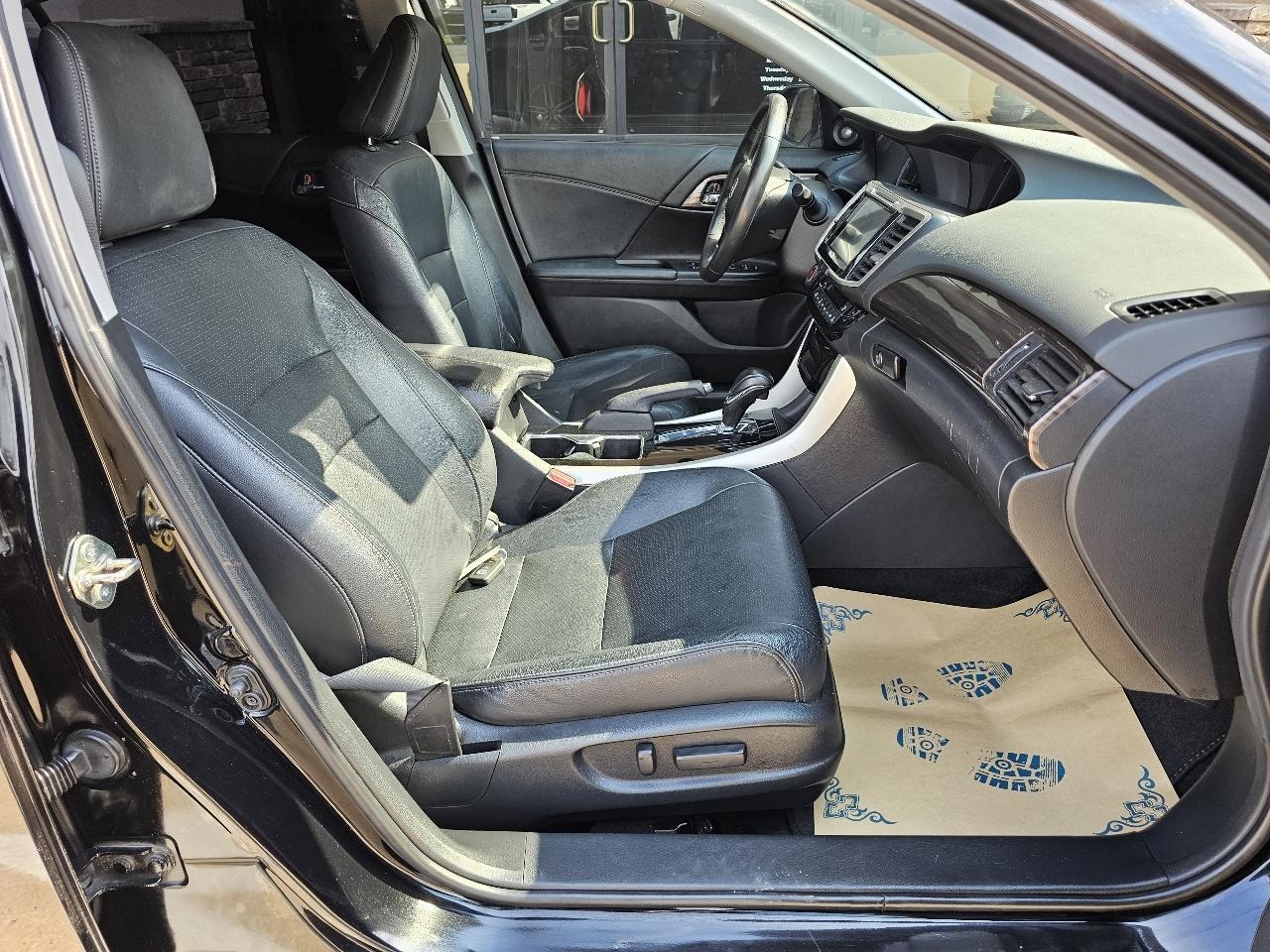 Honda Accord Touring V6 Sedan 6-Spd AT 2016
