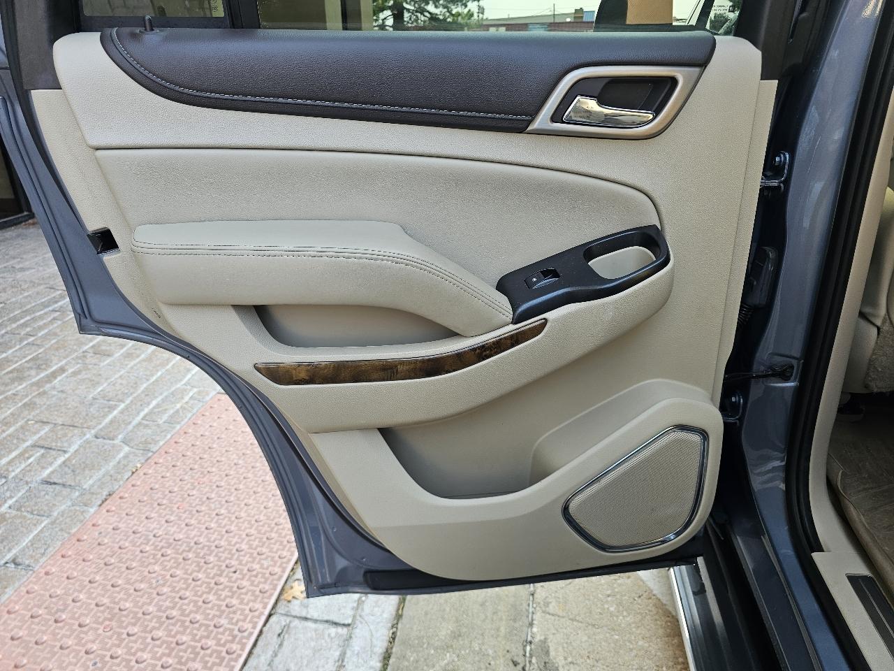 GMC Yukon Denali 4WD 2015