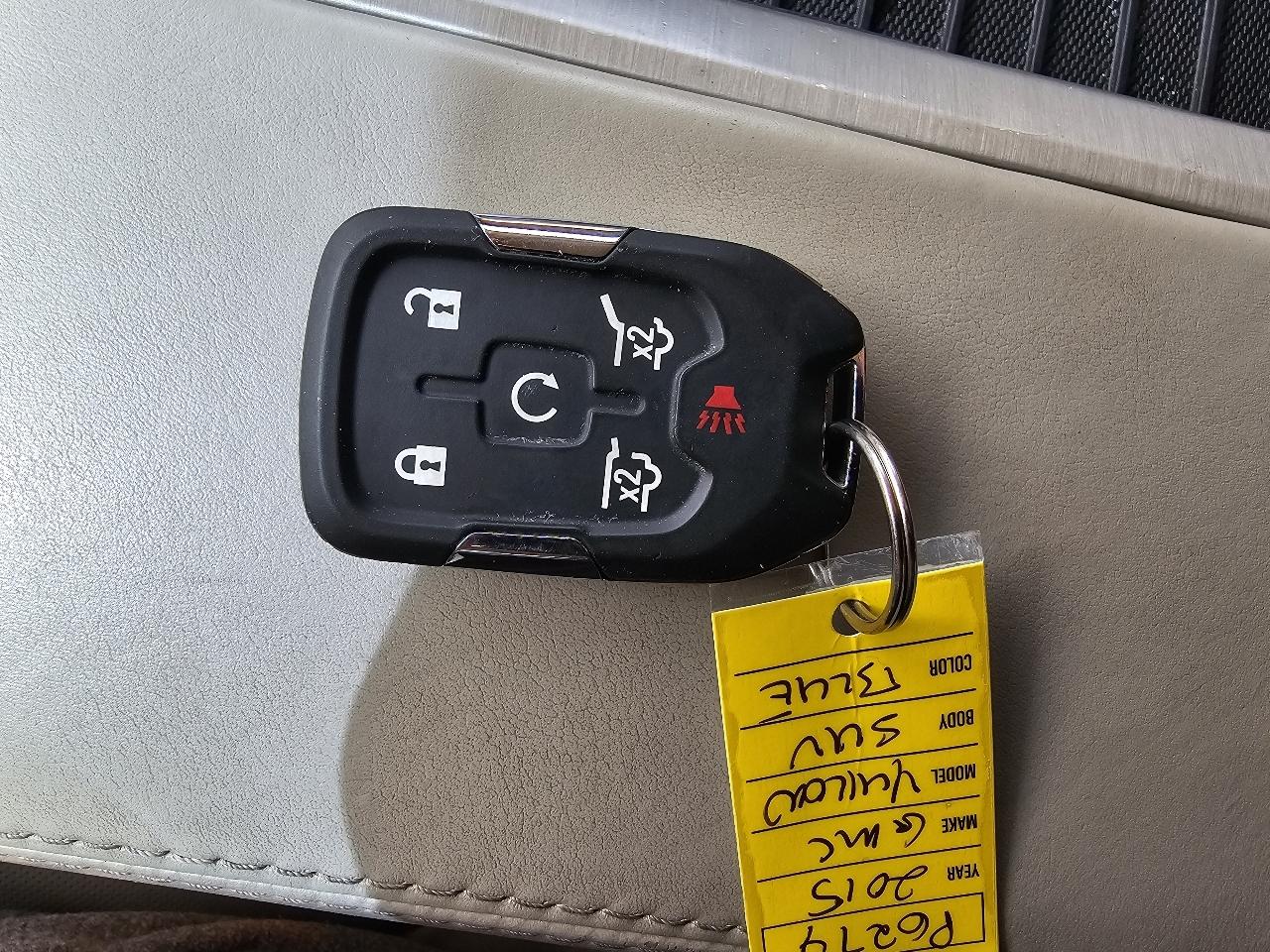 GMC Yukon Denali 4WD 2015