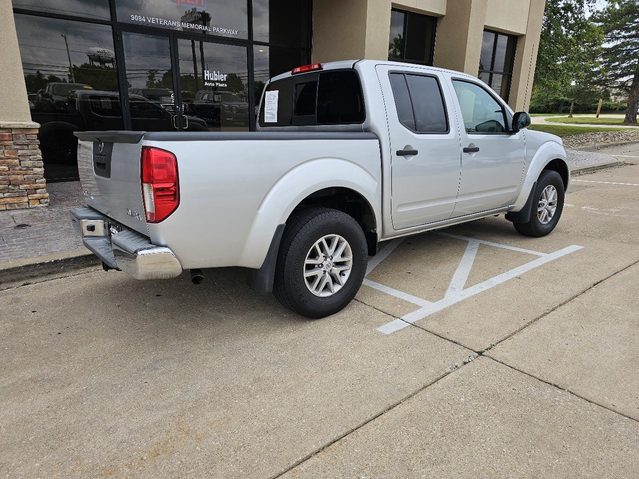 Nissan Frontier photo 8