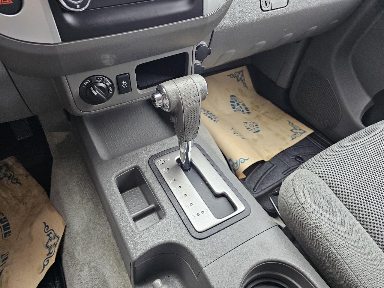 Nissan Frontier photo 22