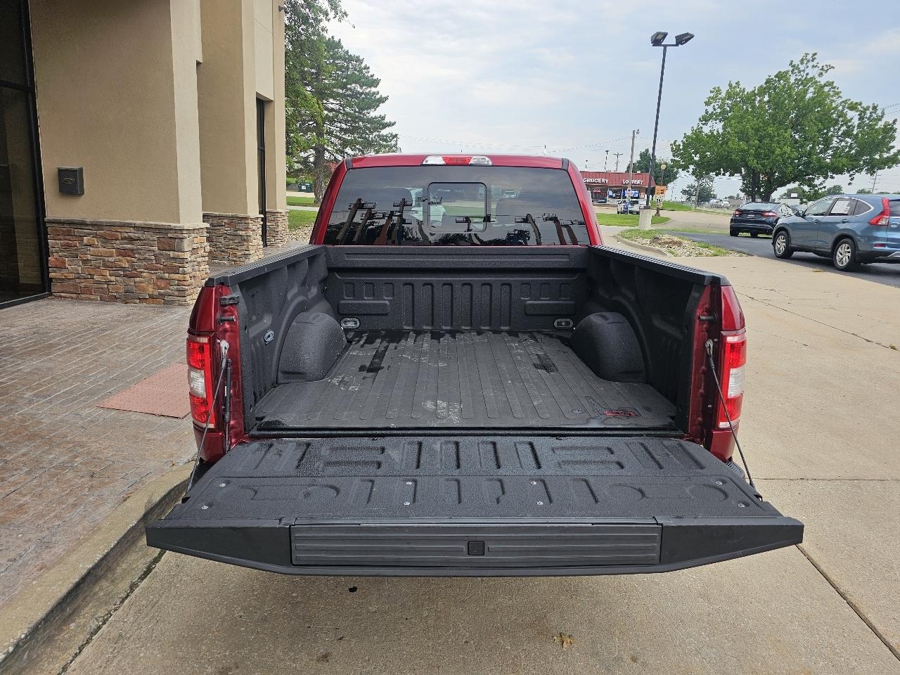 Ford F-150 photo 9