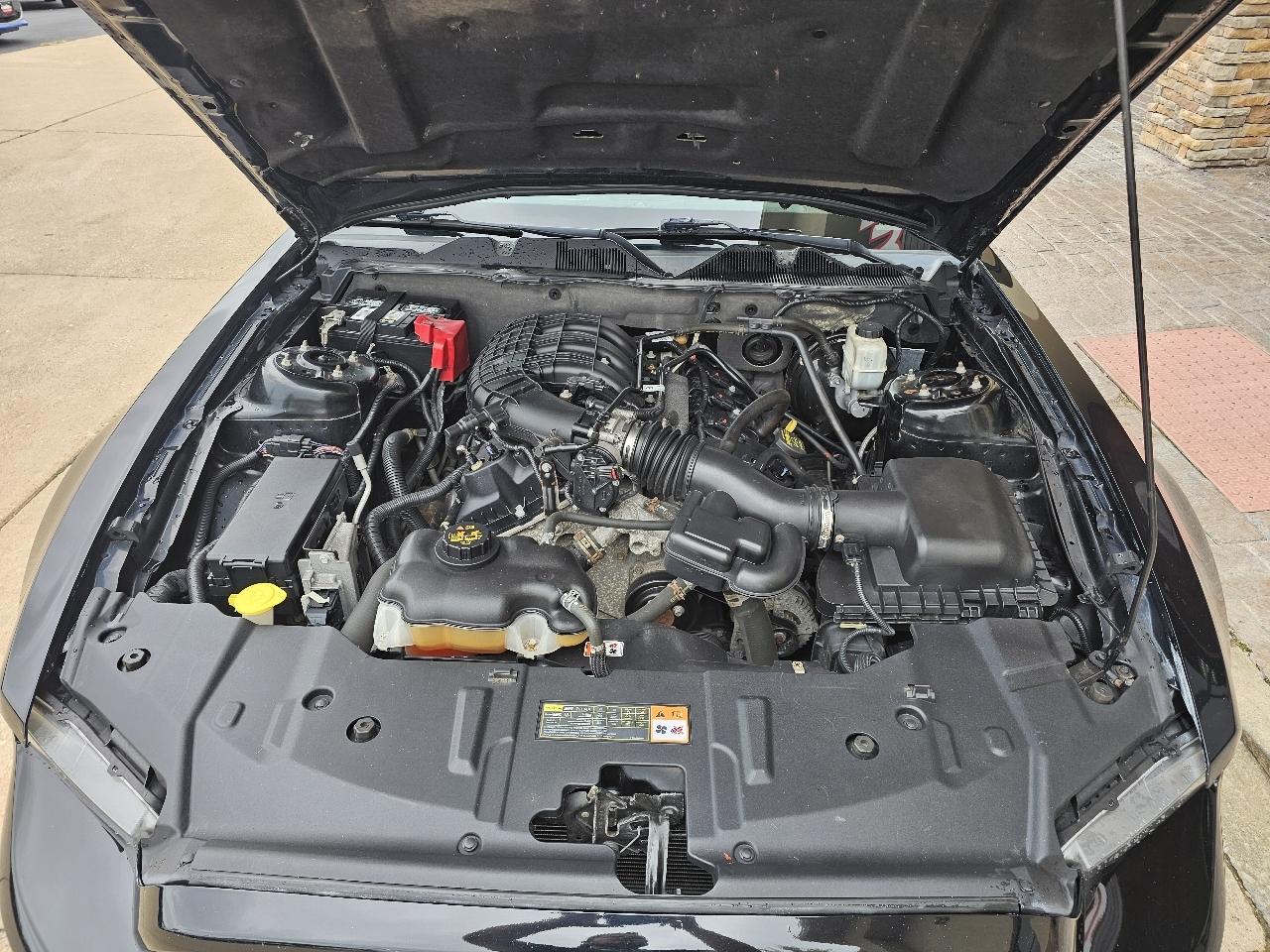 Ford Mustang photo 9