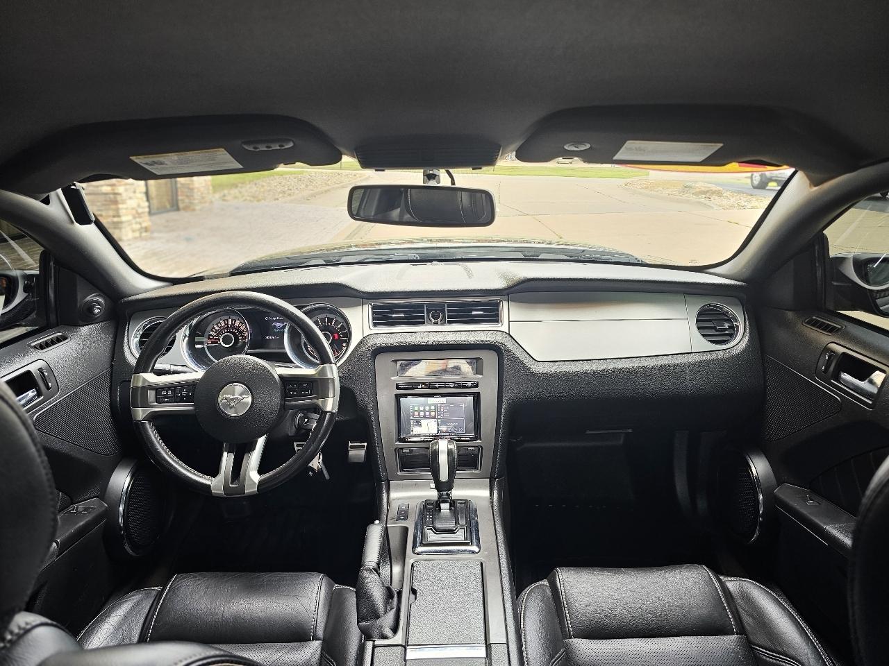 Ford Mustang photo 18