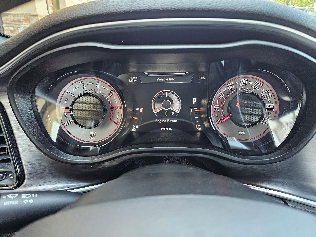 Dodge Challenger photo 15