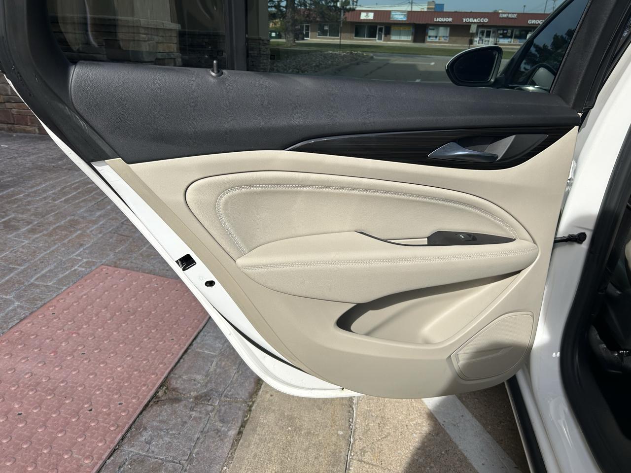 Buick Regal Essence 2018
