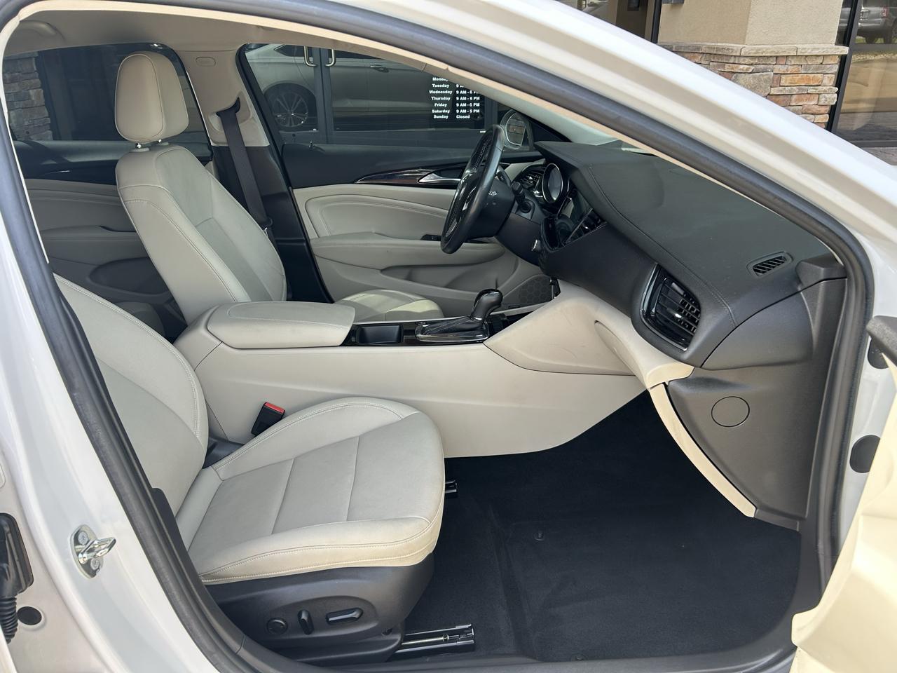 Buick Regal Essence 2018