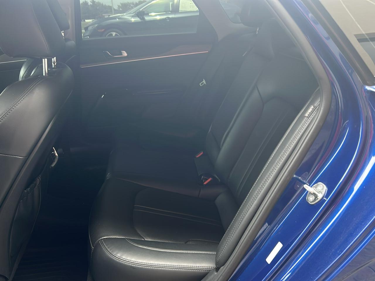 Kia K5 EX 2024