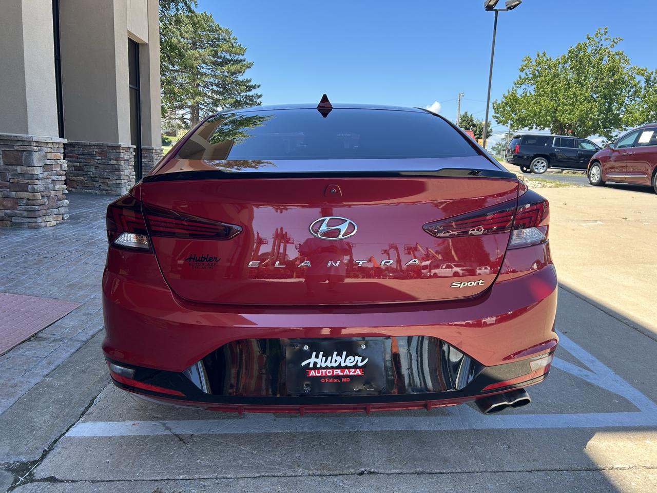 Hyundai Elantra photo 6