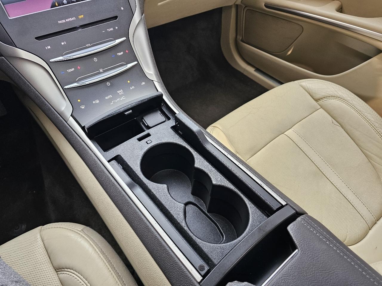 Lincoln MKZ FWD 2015