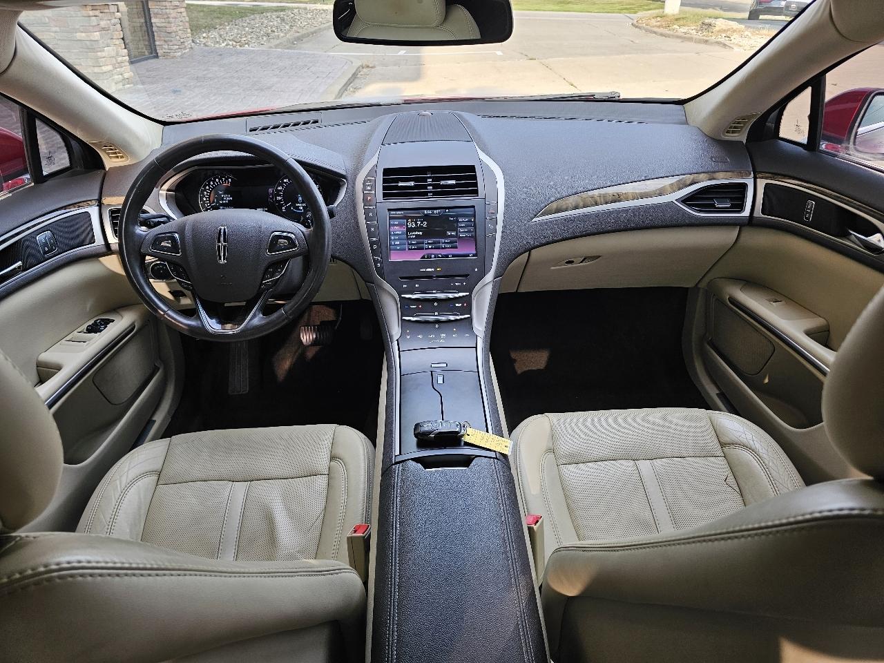 Lincoln MKZ FWD 2015
