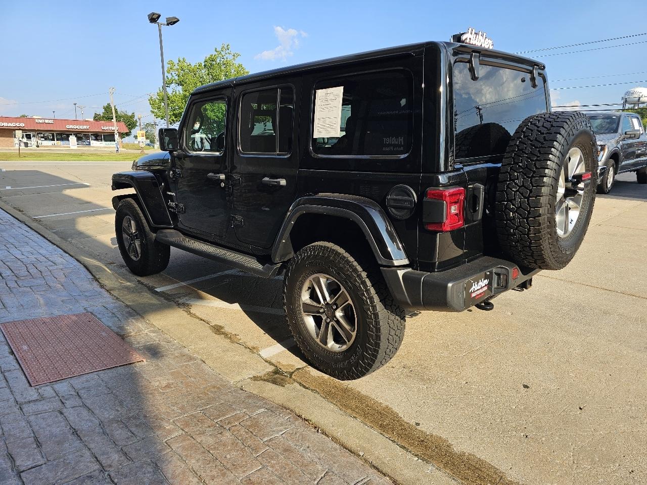 Jeep Wrangler Unlimited Sahara 2021