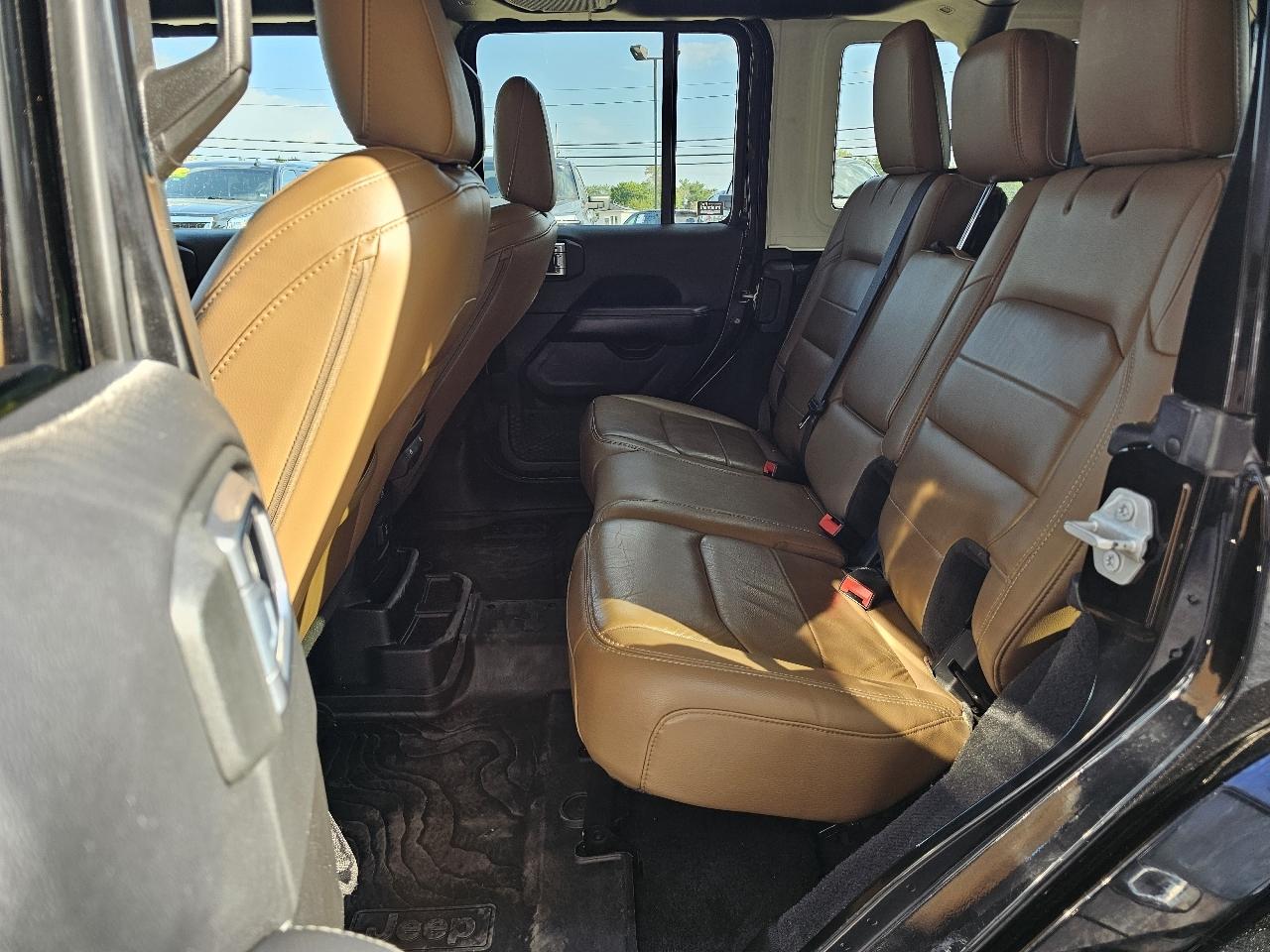 Jeep Wrangler Unlimited Sahara 2021