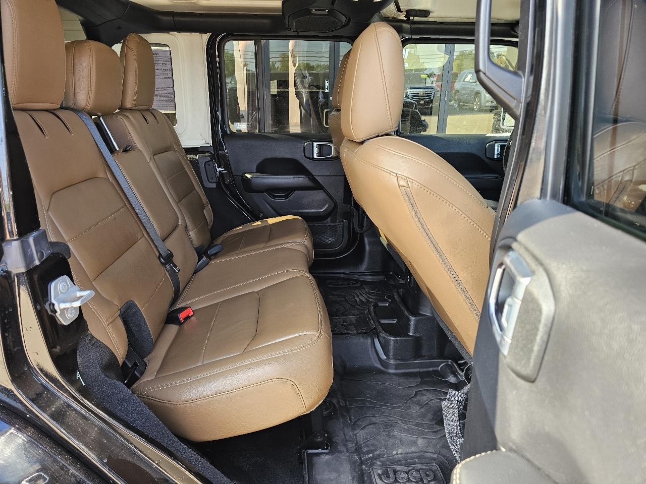 Jeep Wrangler Unlimited Sahara 2021