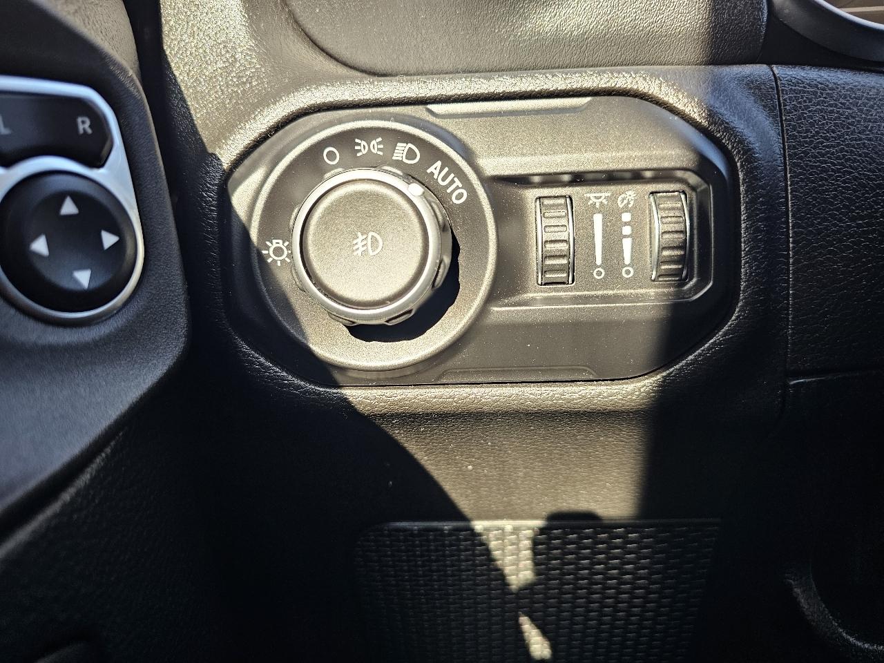 Jeep Wrangler Unlimited Sahara 2021